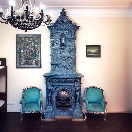 Griboedov Hostel & Suites Tbilisi ภายนอก รูปภาพ