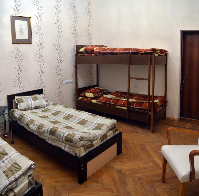 Griboedov Hostel & Suites Tbilisi ห้อง รูปภาพ